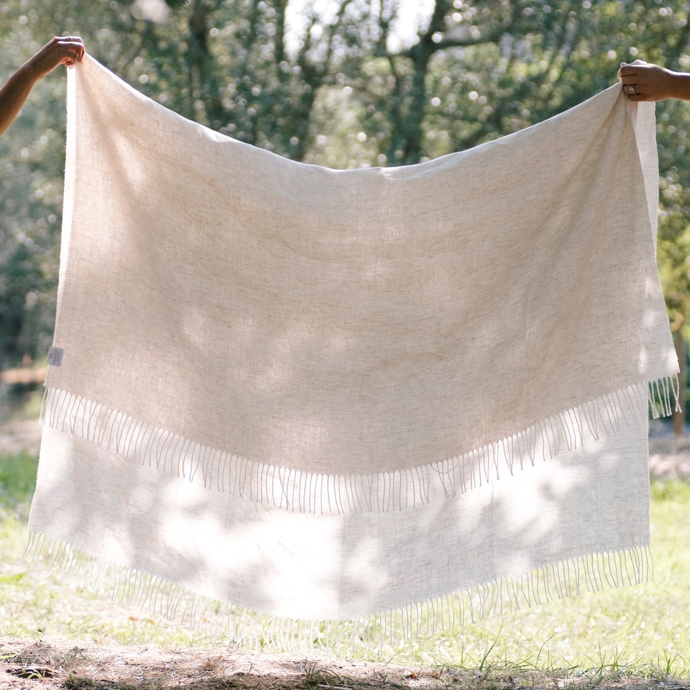 UASHMAMA Linen Throw